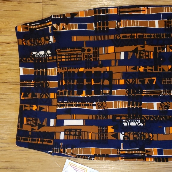 LuLaRoe Skirt - Picture 2 of 4